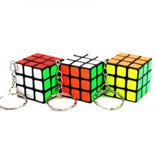 Новый Магический кубик-брелок, профессиональный скоростной кубик-головоломка 3x3 3, кулон, мини-Волшебный куб игрушки для детей, Обучающие игрушки, подарок 2024 - купить недорого