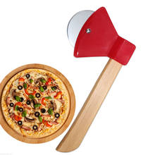 Aço inoxidável axe punho de bambu cortador pizza rotativo lâmina cozinha em casa ferramenta corte pizza faca para pizza tortas waffles 2024 - compre barato