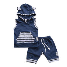 Conjunto de roupas casuais de algodão para crianças, roupas de verão para bebês meninos, sem mangas com capuz, top e shorts listrados, 0-3 anos 2024 - compre barato