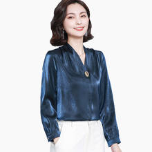 Blusa de tela brillante con botones y cuello en V para mujer, blusa de oficina de Color liso, primavera y otoño, 2020 2024 - compra barato