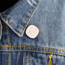 Мультяшные поворотные булавки да нет IDK возможно Брошь шпильки Детская Кнопка булавка джинсовые куртки значок ювелирные изделия подарок для детей 2024 - купить недорого