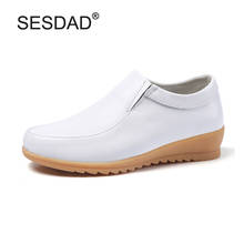 Zapatos de trabajo de piel de vaca auténtica para mujer, calzado informal blanco con cuña de terciopelo cálido, sin cordones, para médico, otoño e invierno, novedad 2024 - compra barato