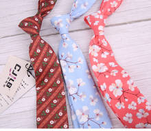 Corbata de algodón con diseño Floral para hombre y mujer, corbatas informales ajustadas de 7cm para boda, novedad 2024 - compra barato