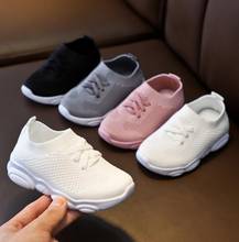 2020 новая детская обувь для мальчиков и девочек повседневная обувь модные Colorblock (цветовой блок), дышащая мягкая обувь на нескользящей подошве; Спортивная обувь для детей спортивная обувь 2024 - купить недорого