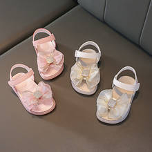 Sandalias de verano para niñas pequeñas, zapatos de suela suave para primeros pasos, zapatos de playa con lazo y Punta abierta, STP043 2024 - compra barato