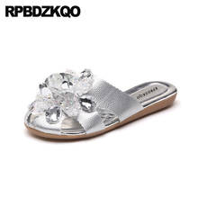 Zapatos planos con diamantes de imitación para mujer, con punta redonda Vestido plateado, transpirable, con cristales 2024 - compra barato