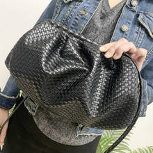 Женская плетеная Сумка, мягкая кожаная сумка на одно плечо, сумка-клатч 2024 - купить недорого