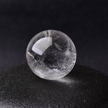 1pc bola de cristal natural claro quartzo energia pedra ornamentos bela bola reiki crus cristais decoração para casa mineral pedra preciosa 2024 - compre barato