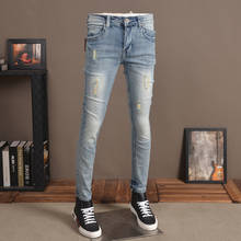 Calça jeans masculina de algodão bordado, calça azul da moda com caimento justo 2024 - compre barato