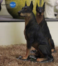 Estatuilla de perro Doberman de resina, decoración para el hogar, artesanía para habitación, estudio vintage, oficina, simulación de perro, ornamento, estatua de animal de resina 2024 - compra barato