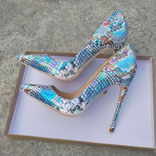 Keshangjia/модные женские пикантные туфли на высоком каблуке со змеиным принтом; дизайнерские женские модельные туфли на высоком каблуке 2024 - купить недорого