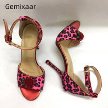 Peep Toe-sandalias de decoración de flores rosas para mujer, zapatos de fiesta con estampado de leopardo Sexy, fina, cubierta para talón alto, correa en el tobillo 2024 - compra barato