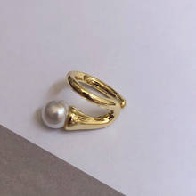 Pendientes con forma de espiral para mujer, Piercing de Color dorado curvo, sin perforaciones, Perla falsa, moda coreana, joyería 2024 - compra barato