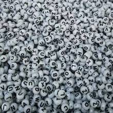 100 unids/lote de cuentas espaciadas de acrílico del alfabeto para la fabricación de joyas, abalorios para pulsera y collar, 4x7mm 2024 - compra barato