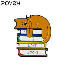 I love books pin A lindo gato en un libro broche de esmalte un buen compañero para leer insignia de Animal Aprendizaje de hábitos joyería para niños 2024 - compra barato
