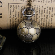 Reloj de bolsillo con forma de balón de fútbol, accesorio con forma de balón de fútbol, de bronce, redondo, movimiento de cuarzo Vintage, con cadena, collar, joyería, regalos 2024 - compra barato