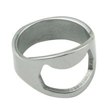 Anel de dedo de aço inoxidável versátil criativo, pequeno anel portátil em formato de anel abridor de garrafa de cerveja e corte de chave 2024 - compre barato