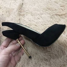 Пикантные черные замшевые туфли-лодочки; модельные туфли для невесты на высоком каблуке; женские туфли-лодочки для вечеринок; новые летние туфли с открытым носком на шпильке 11 см с открытым носком 2024 - купить недорого
