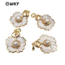 WT-JP174 Natural white shell pendant flower shape shell with natural pearl Gold trim pendant elegant fashion Bohe Jewelry Gift 2024 - buy cheap