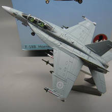 Литая металлическая модель самолета F 18, модель игрушки в масштабе 1/100, модель в масштабе Канады, строительная сетка, модель военного бомбера... 2024 - купить недорого
