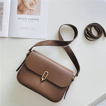 Circle Buckle Small Square Bag New Fashion European and American Underarm Messenger Korean Version of The Net Red Female Bag 2024 - compre barato
