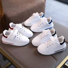 Zapatos blancos clásicos para niño y niña, zapatillas informales de suela suave para correr, para niño pequeño y niño pequeño, zapatillas escolares para estudiante, novedad de primavera y otoño 2024 - compra barato