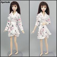 Flor impressão branco roupão de banho robe para barbie bonecas banho terno inverno pijama usar dormir roupas casuais para barbie bjd brinquedos 2024 - compre barato