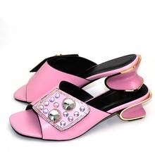 Zapatos de tacón con decoración de metal para mujer, calzado africano para vestir, color rosa, CR2117, 5,3 CM 2024 - compra barato