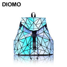 Diomo mochila feminina holográfica, nova bolsa de lantejoulas geométricas reflexivas azul roxo vermelho para mulheres 2021 2024 - compre barato