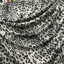 Bom 4 way estiramento algodão/elastano malha tecido preto/branco cinza leopardo impressão tecido diy costura camiseta/cheongsam/vestido tecido 2024 - compre barato