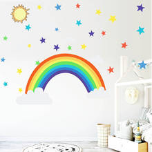 Мультяшные радужные звезды, наклейки на стену для детской комнаты, гостиной, спальни, настенная роспись, детские наклейки для детской комнаты 2024 - купить недорого