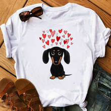 Camisetas con estampado de Dachshund With Love para mujer, remera de dibujos animados de perro Wiener negro y tostado, Tops de verano Harajuku para mujer 2024 - compra barato