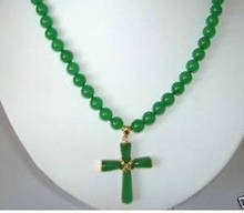 Colgante de Jade verde con forma de cruz para mujer, collar de 18 "con cuentas naturales de 8Mm, en oferta, envío rápido 2024 - compra barato