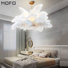 Lámpara colgante de plumas de avestruz para el hogar, luces LED de estilo nórdico de lujo, de color dorado, para decoración de sala de estar 2024 - compra barato