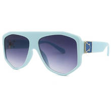 Gafas de sol cuadradas Estilo Vintage para mujer, anteojos de sol femeninos de gran tamaño, de plástico con gradiente, refrescantes, con montura grande 2024 - compra barato