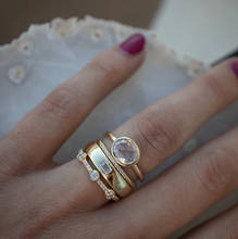 Conjunto de anillos de circonita blanca para mujer, anillos de boda de Color dorado con encanto para mujer, anillo de compromiso de piedra de cristal ovalado para novia bonita 2024 - compra barato