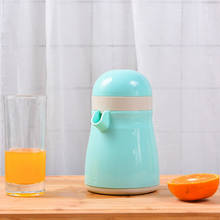 Exprimidor de limón Manual portátil, prensa de fruta, exprimidor de jugo de naranja Simple, taza de jugo de pingüino, exprimidores manuales para el hogar 2024 - compra barato