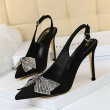 Sandalias de tacón alto de cristal para mujer, zapatos de tacón alto de 2020 cm, con diamantes de imitación, nudos de mariposa, en rojo y negro, talla grande, 9,5 2024 - compra barato