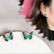 Корейские серьги-гвоздики с зеленой бабочкой для женщин Brincos Oorbellen Простые Модные ювелирные изделия милые маленькие серьги 2020 2024 - купить недорого