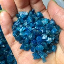 Pedras preciosas granuladas e minerais de cristal para cascalho, pequeno tamanho natural azul de apatita 50g, amostra de pedras preciosas ásperas 2024 - compre barato