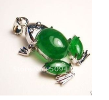 Новый красивый зеленый нефрит ожерелье «лягушка» кулон 2024 - купить недорого