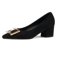 Sapatos de salto médio clássico feminino, calçado de bloco preto, bege, para festa, escritório, moda feminina, fivela, sapatos de veludo 2024 - compre barato