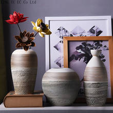 Современная настольная керамическая ваза для гостиной, украшение из керамики в стиле ретро, цветочная композиция, сушеные цветы, простая декоративная ваза для дома 2024 - купить недорого