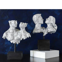 WU CHEN-figura creativa moderna y Simple, escultura artística, artesanía de resina, decoraciones para el hogar, regalo de boda, R3583 2024 - compra barato