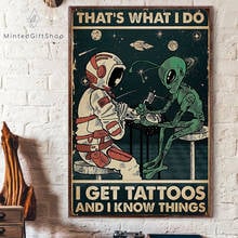 Póster de tatuajes de alienígenas y astronautas, pintura en lienzo del espacio exterior, imagen artística de pared Retro, decoración moderna para el baño y el hogar sin marco 2024 - compra barato