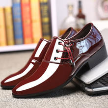 Zapatos de vestir clásicos para hombre, calzado de charol sin cordones, en 4 colores, Oxford, Formal, para boda, 38-48 2024 - compra barato