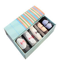 Носки женские хлопковые с рисунком, Разноцветные носки-Мопсы в подарочной коробке, 5 партий, в стиле Харадзюку 2024 - купить недорого