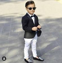 Fantasia infantil casual de casamento, traje para meninos, 2 peças, jaqueta branca + calças pretas 2024 - compre barato