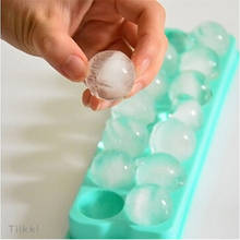 Forma de gelo redonda 3d, bandeja de plástico com 14 grades para gelo, esfera de gelo, forma congelada, molde de cozinha 2024 - compre barato