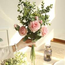 Novo artificial flores rosa eucalipto híbrido buquê de flores de seda para decoração de casa decoração de casamento falso flor 2024 - compre barato